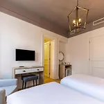 Hotell Petros 3*