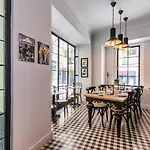 Hotel Petros
