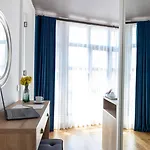 Petros Hotel 3*