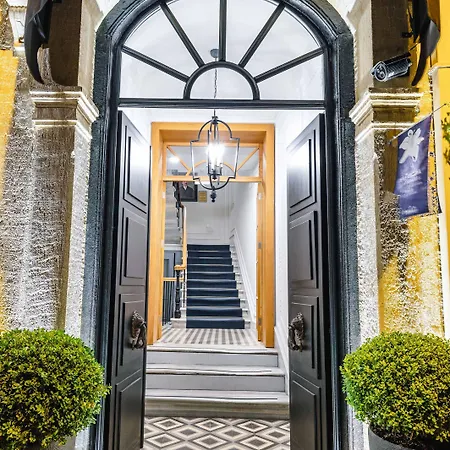 Hotel Petros